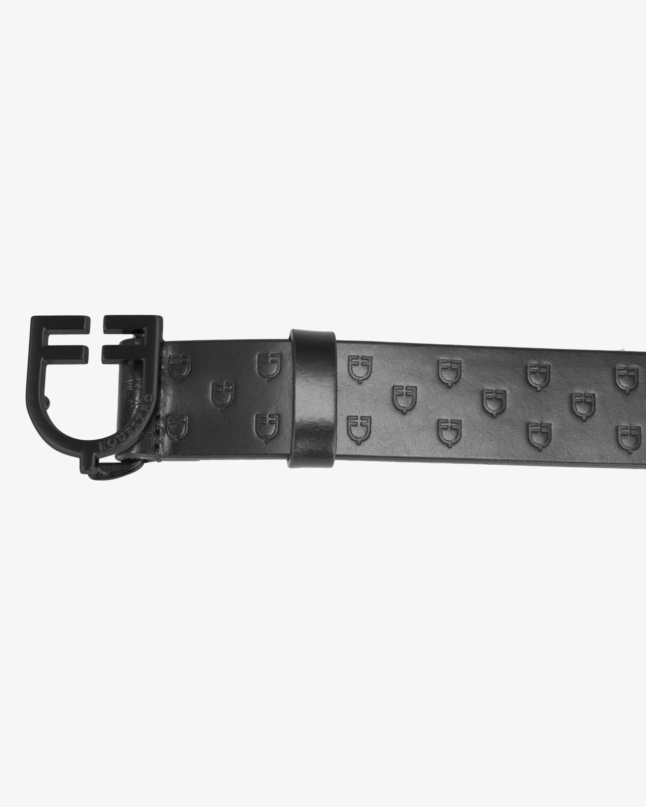 Total black leather belt with logo buckle