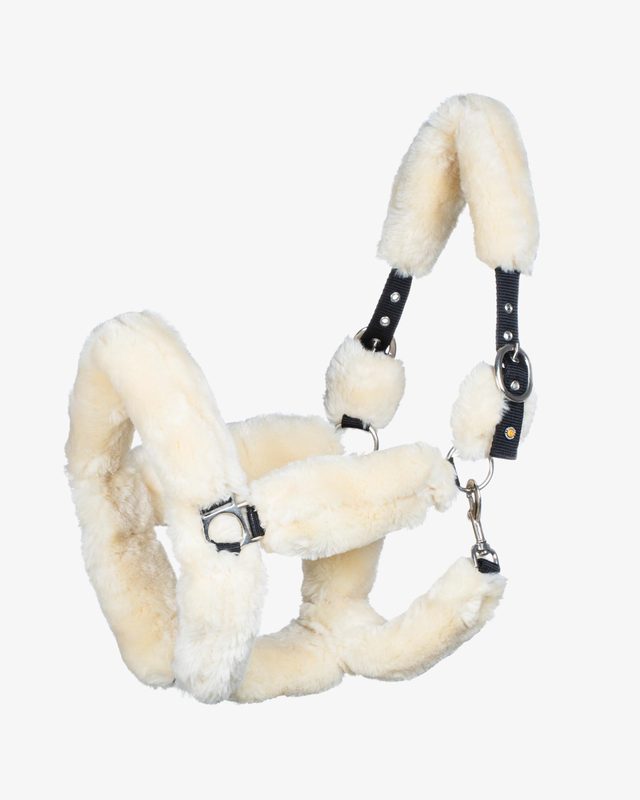 Polypropilene halter with faux sheepskin coating