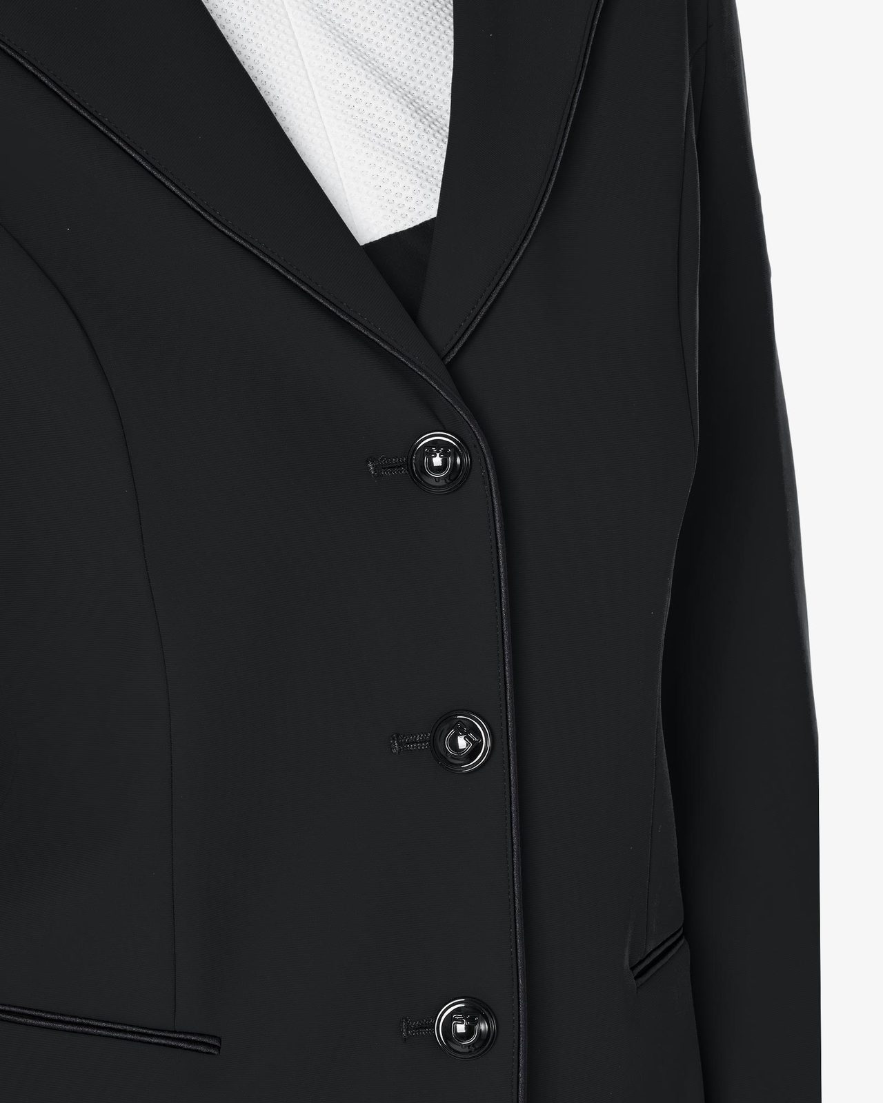 Women's three-button competition jacket