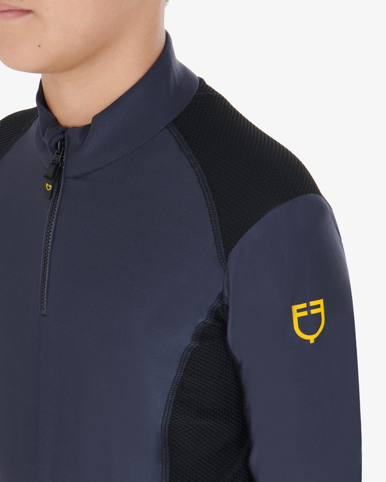 Boys' training base layer in technical fabric