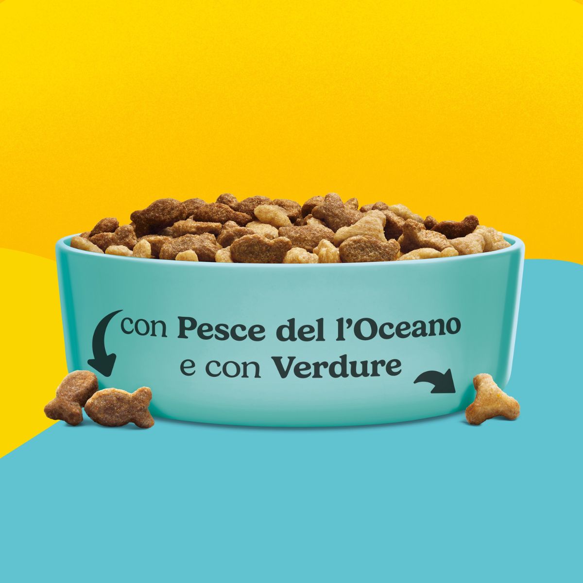 PURINA FRISKIES® Adult con Pesce dell'Oceano e con Verdure in confezione da 2kg

