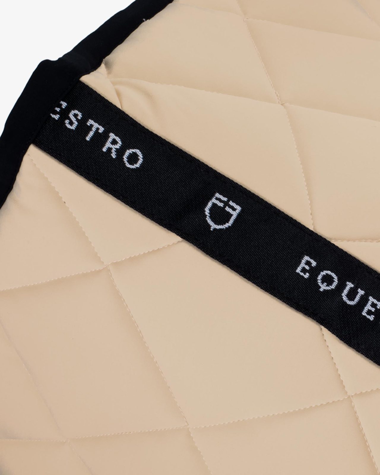 Jumping saddle pad with embroidered logo black line edition
