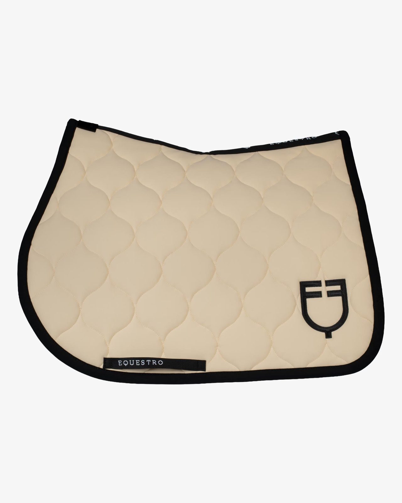 Jumping saddle pad with onion quilting