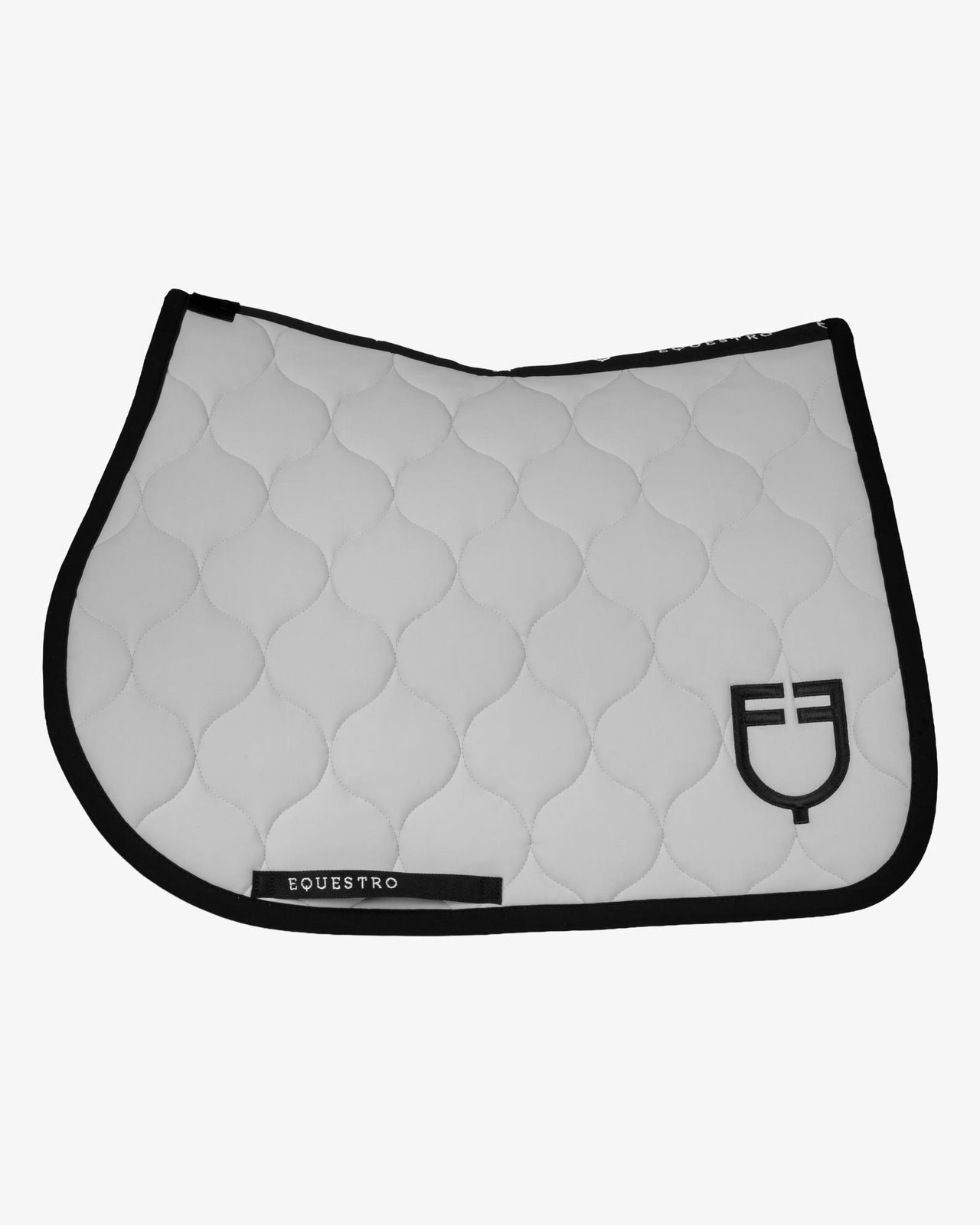 Jumping saddle pad with onion quilting
