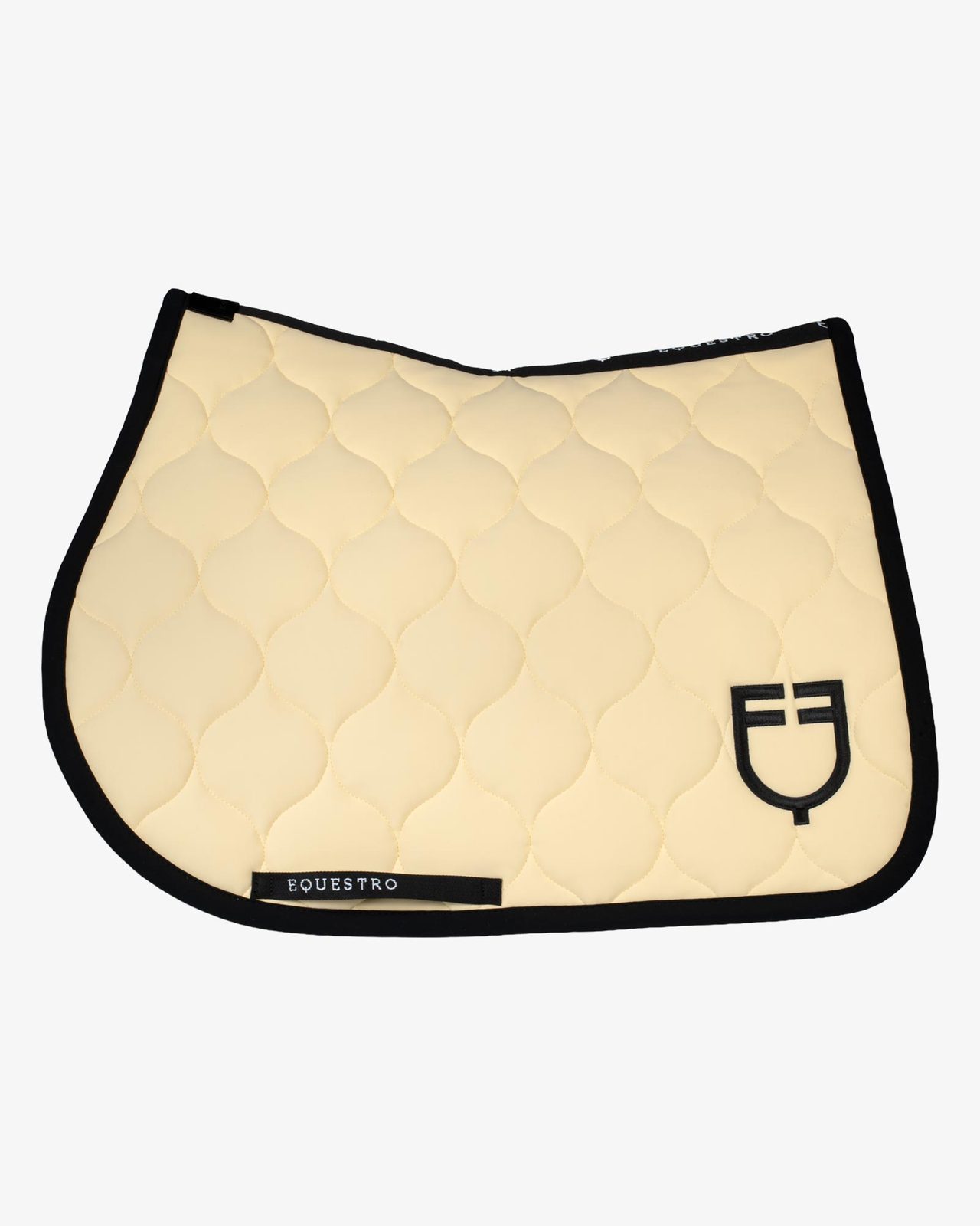 Jumping saddle pad with onion quilting
