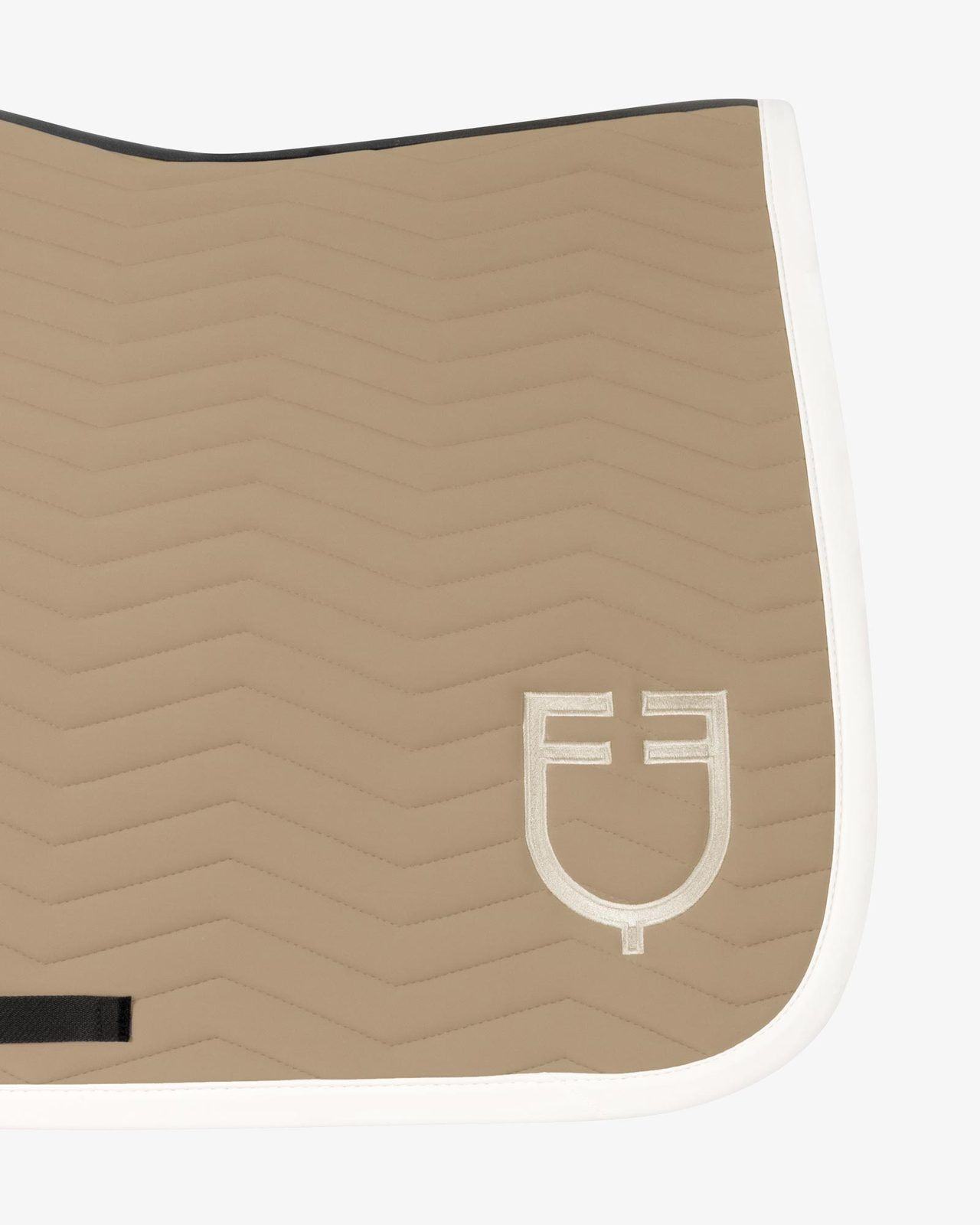 Wave Quilting jumping saddle pad in technical fabric
