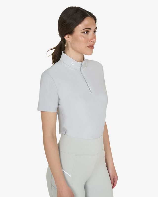 Polo training donna slim fit con zip e perline sul colletto