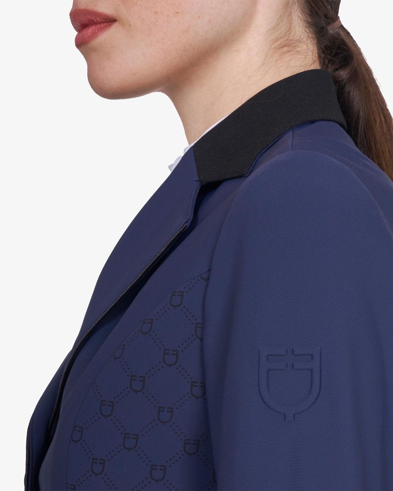 Women's Monogram competition jacket with three buttons
