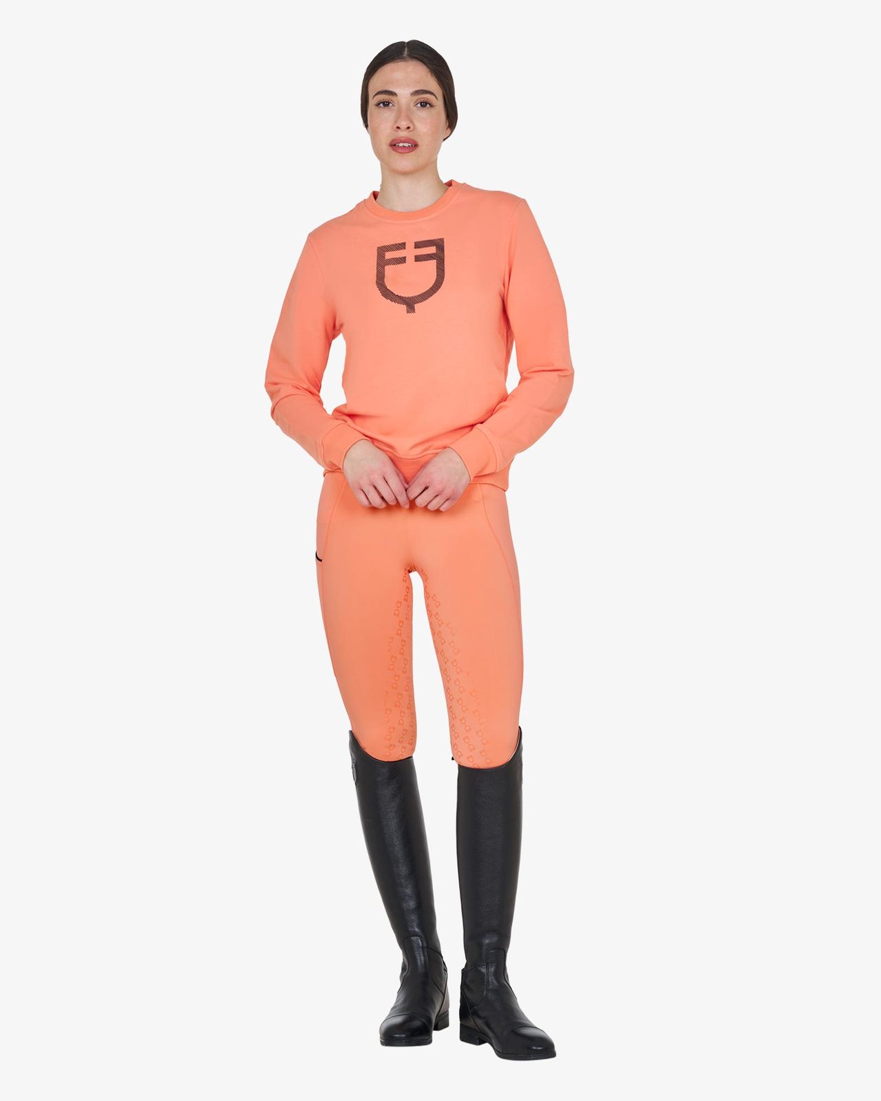 Women's crewneck sweatshirt with chest logo