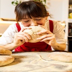 Pane senza frontiere. Ricette lontane per sentirci vicini. 
L’e-book con le ricette di Cooker Girl.