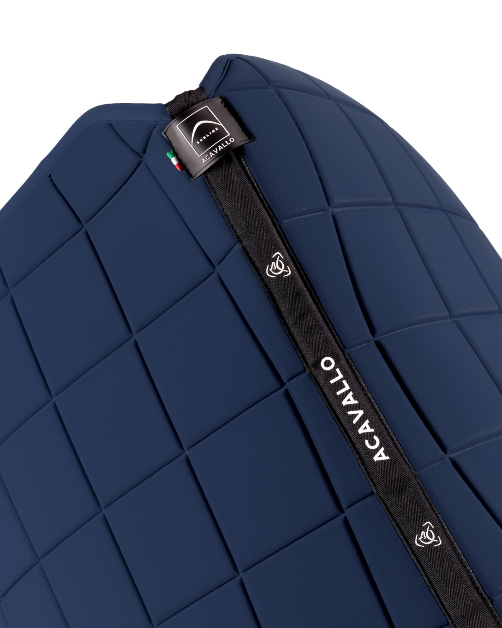 Sublime square dressage saddle pad in technical fabric