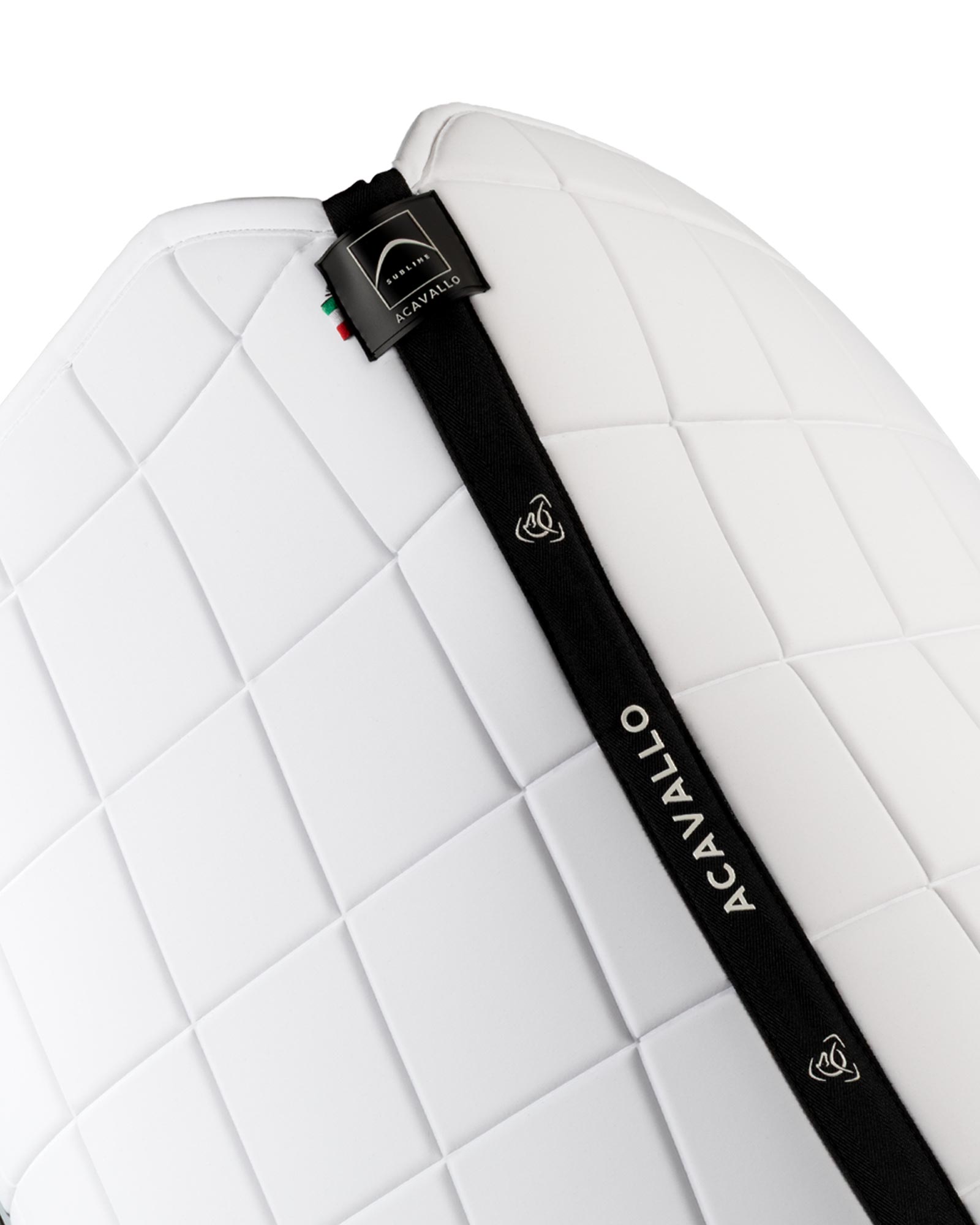 Sublime square dressage saddle pad in technical fabric