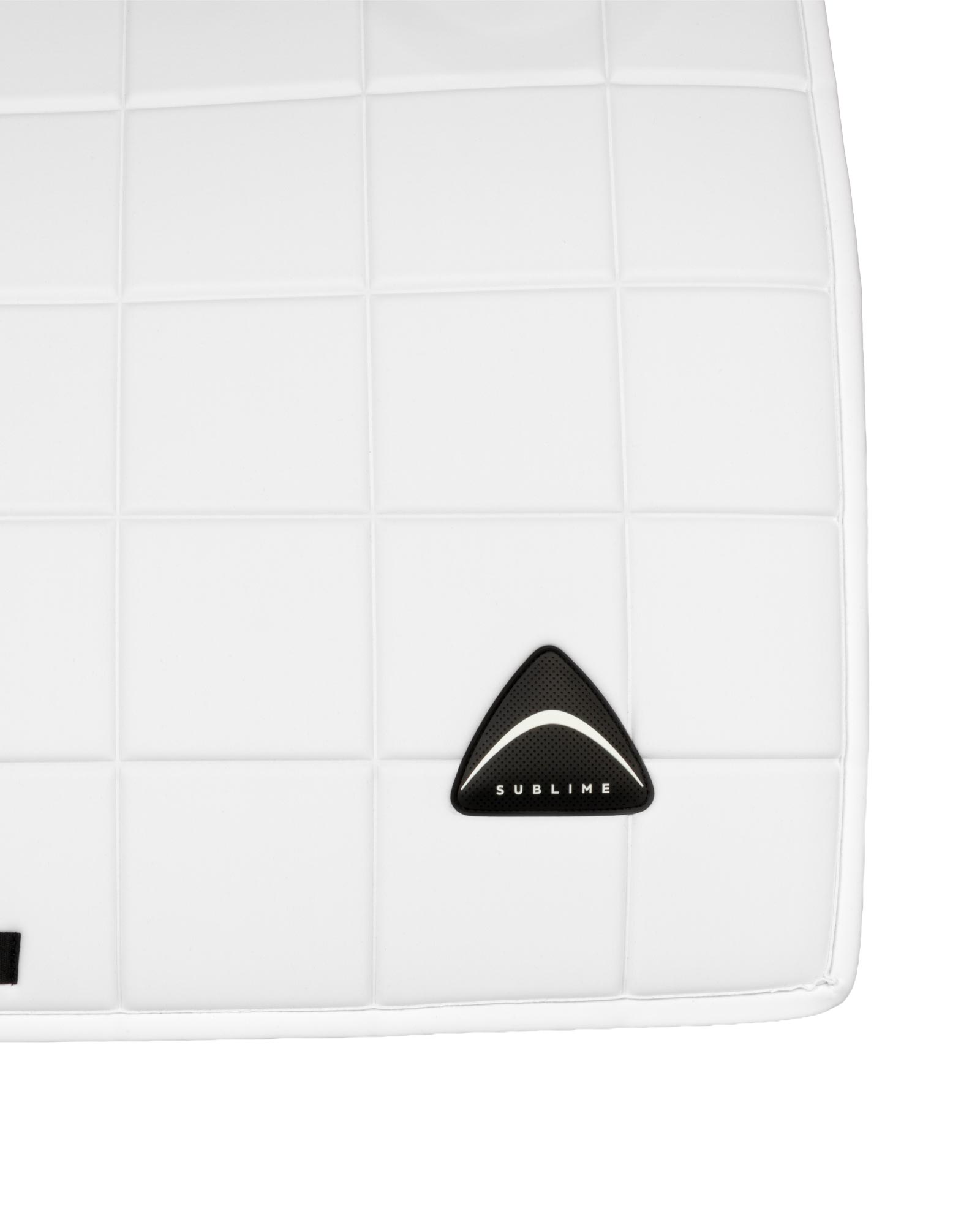 Sublime square dressage saddle pad in technical fabric
