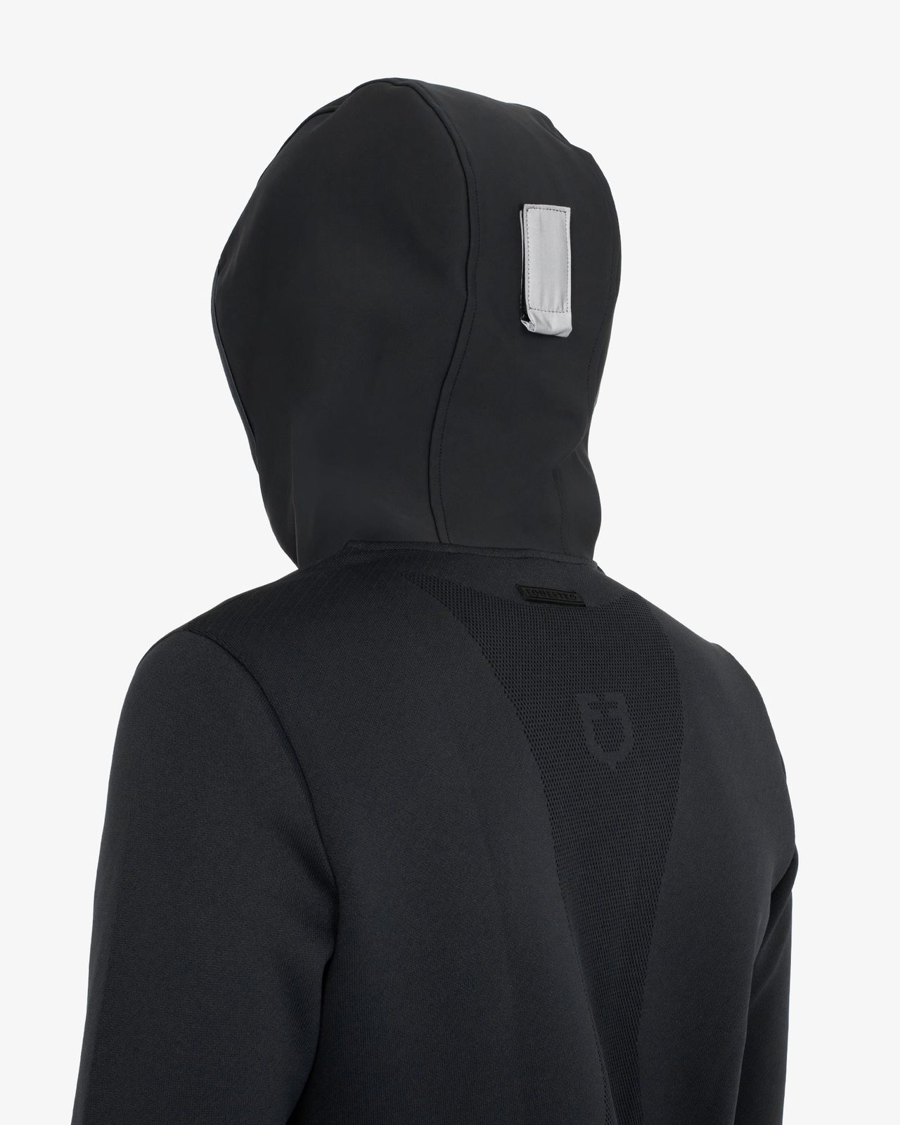 Men's technical sweatshirt with hood and micro-mesh inserts