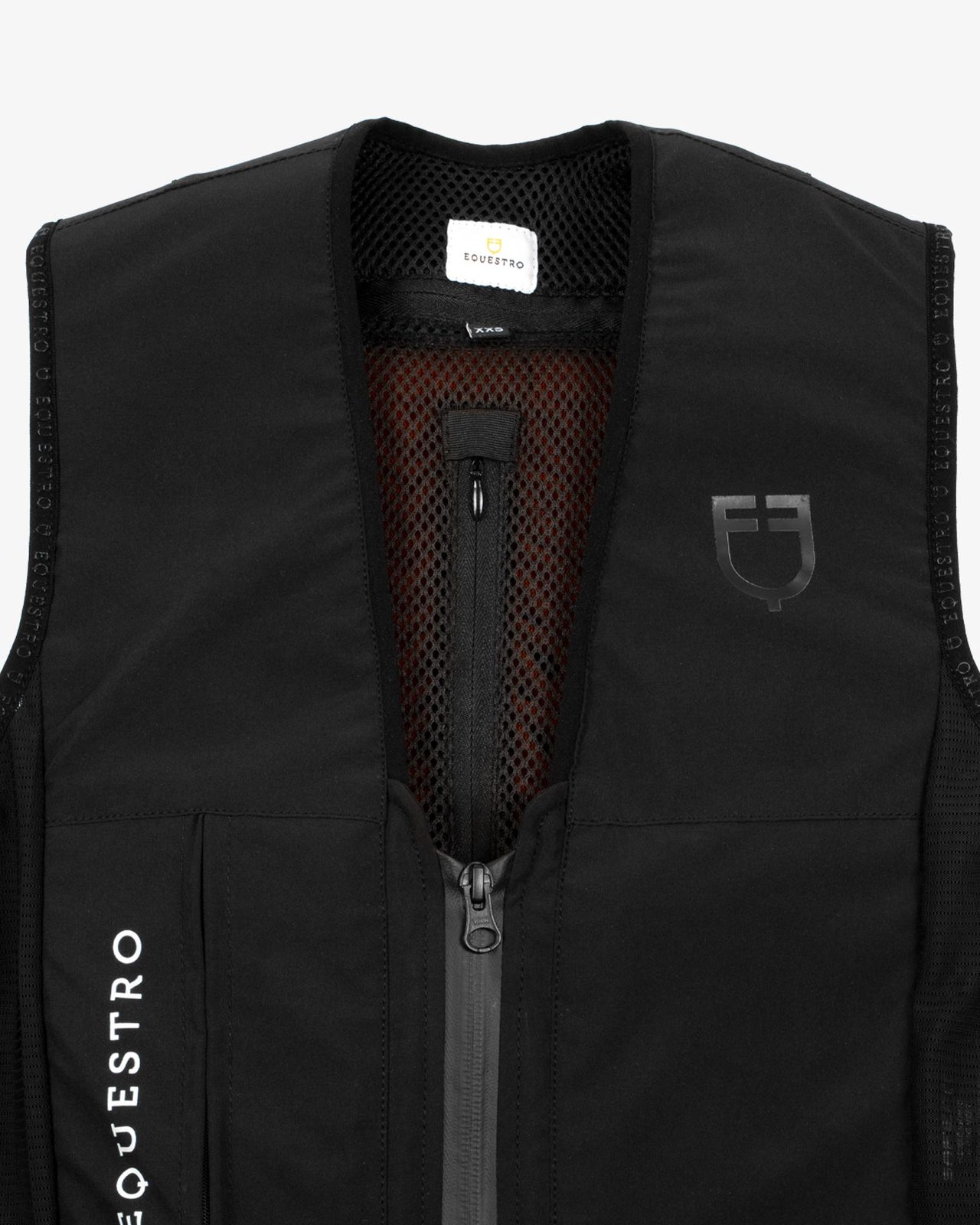 Airbag vest with level 2 back protector