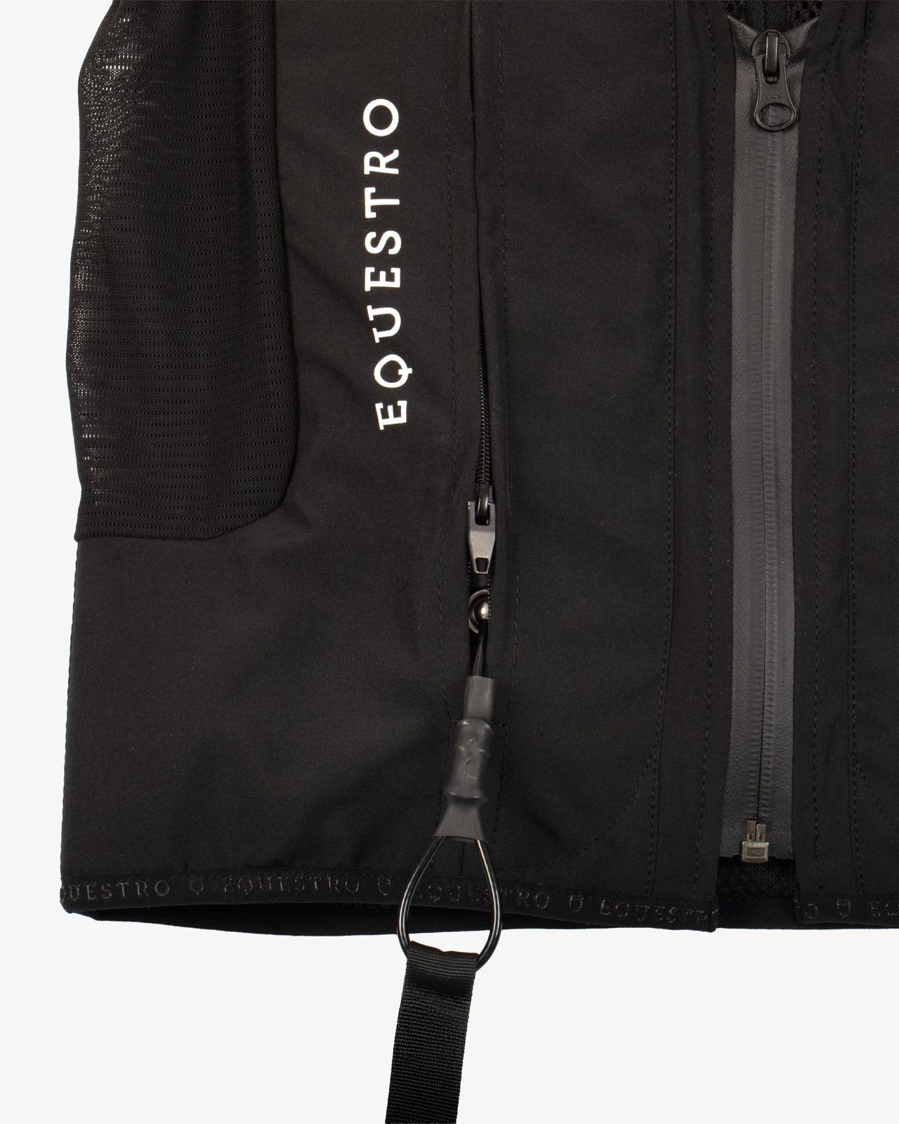 Airbag vest with level 2 back protector