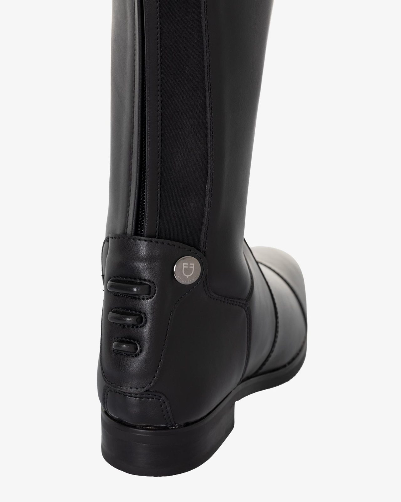 Unisex laceless Nemesis boots with rear zipper