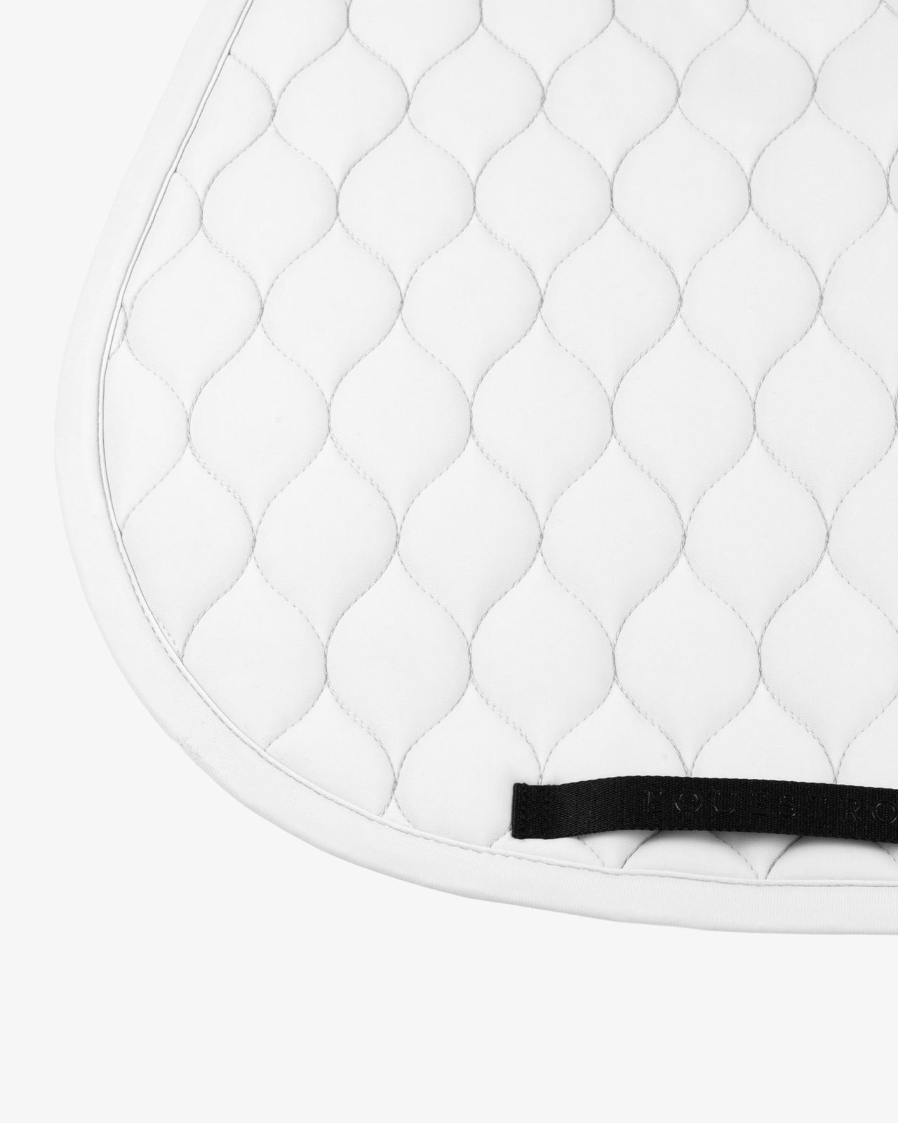 Jumping saddle pad with onion quilting