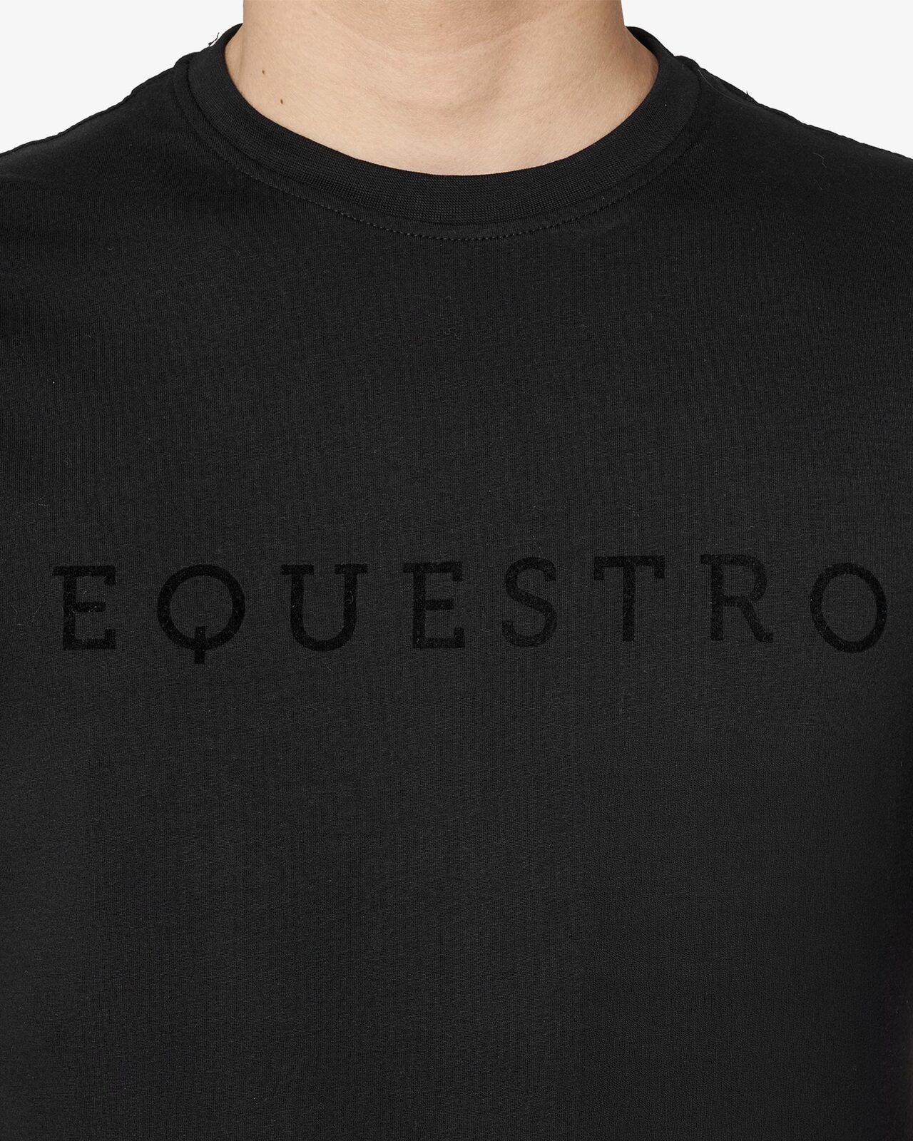 Men’s T-shirt with tone-on-tone velvet lettering