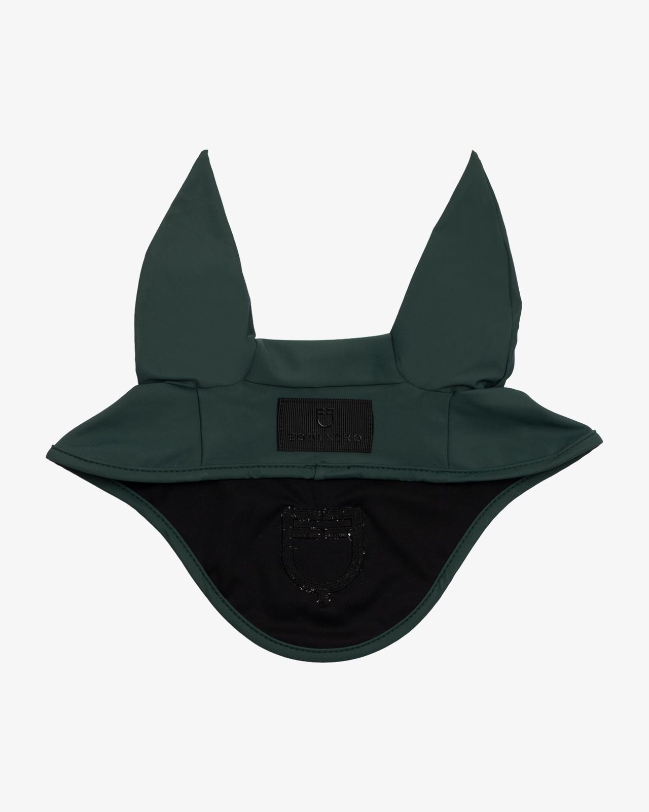 Technical fly veil with shaped ears