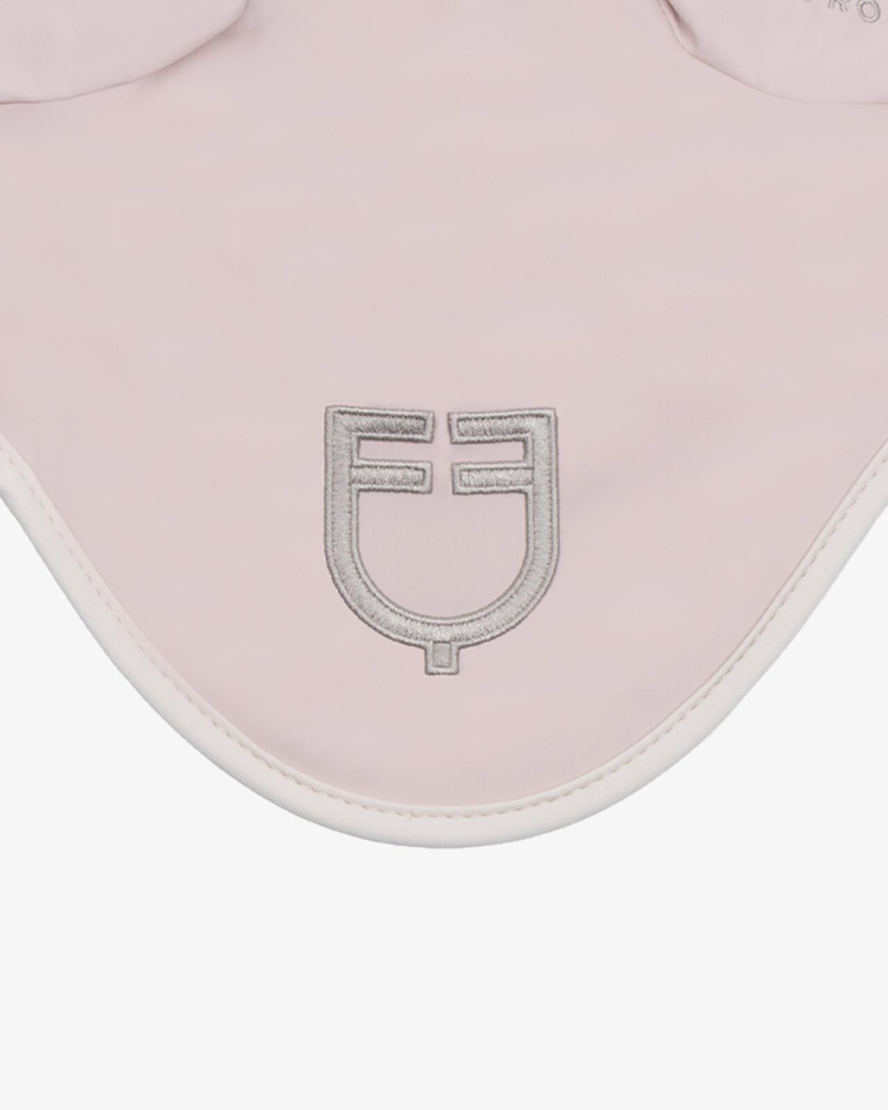Technical fly veil with contrasting trim