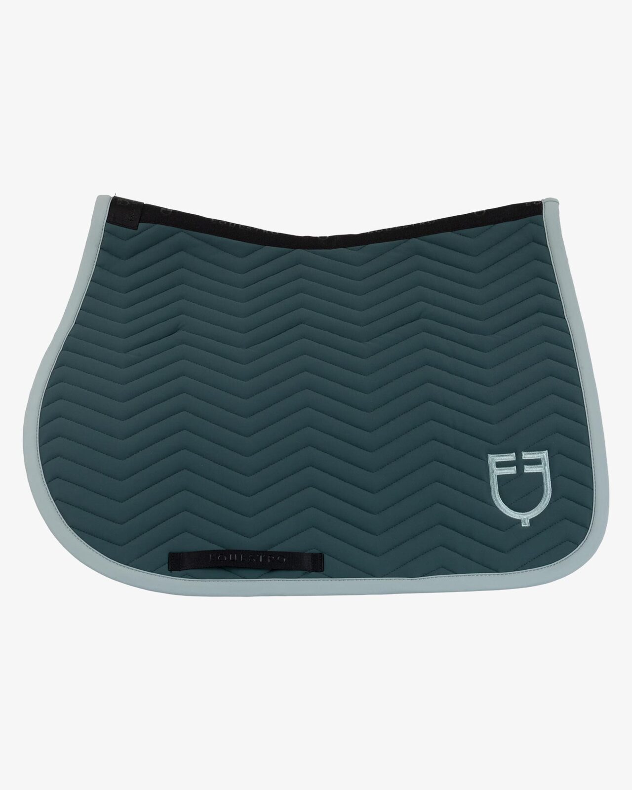 Jumping saddle pad with wave quilting
