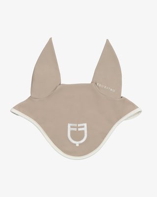 Technical fly veil with contrasting trim