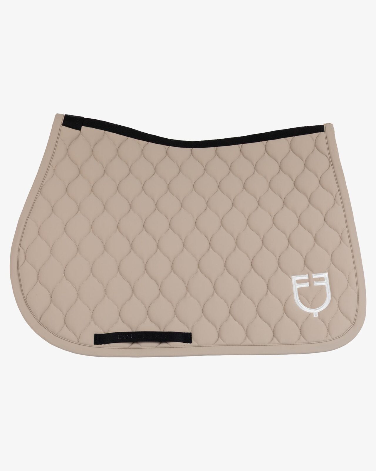 Jumping saddle pad with onion quilting