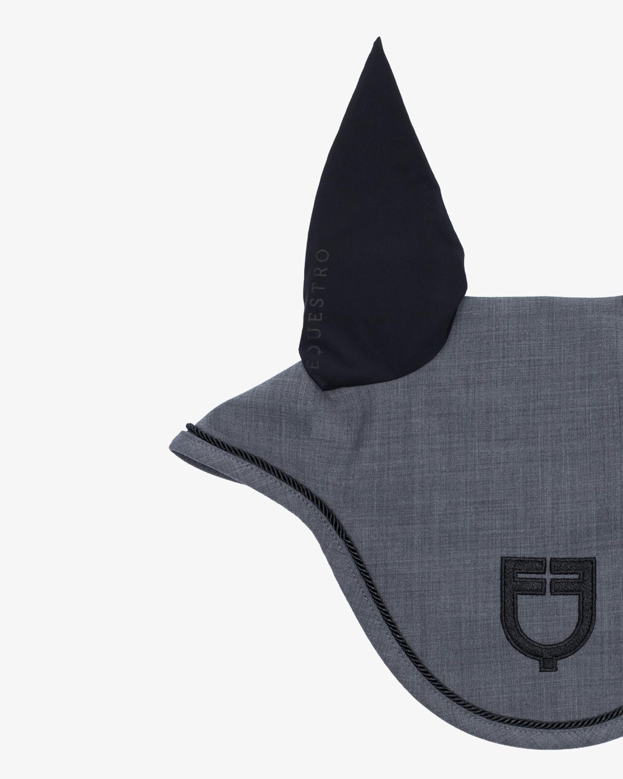 Fly veil in technical wool