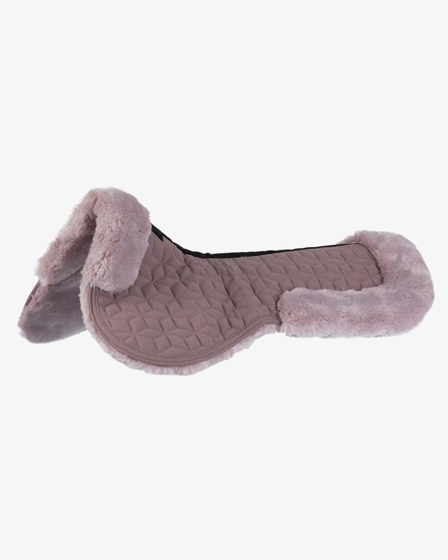 Pad in technical fabric and sheepskin with cube quilting