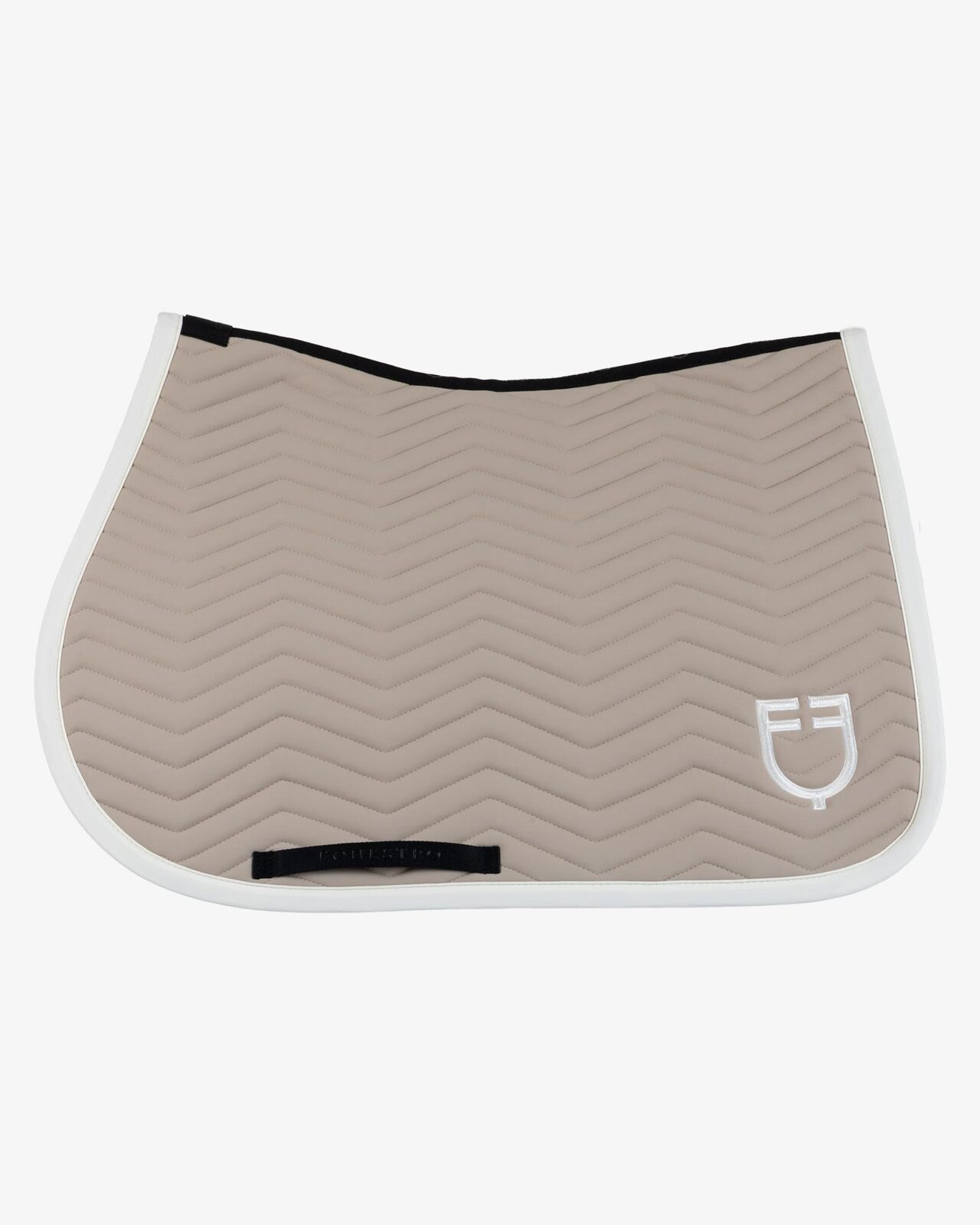 Jumping saddle pad with wave quilting
