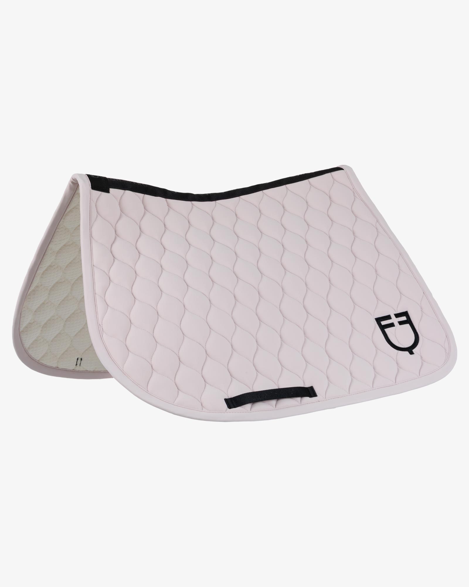 Jumping saddle pad with onion quilting