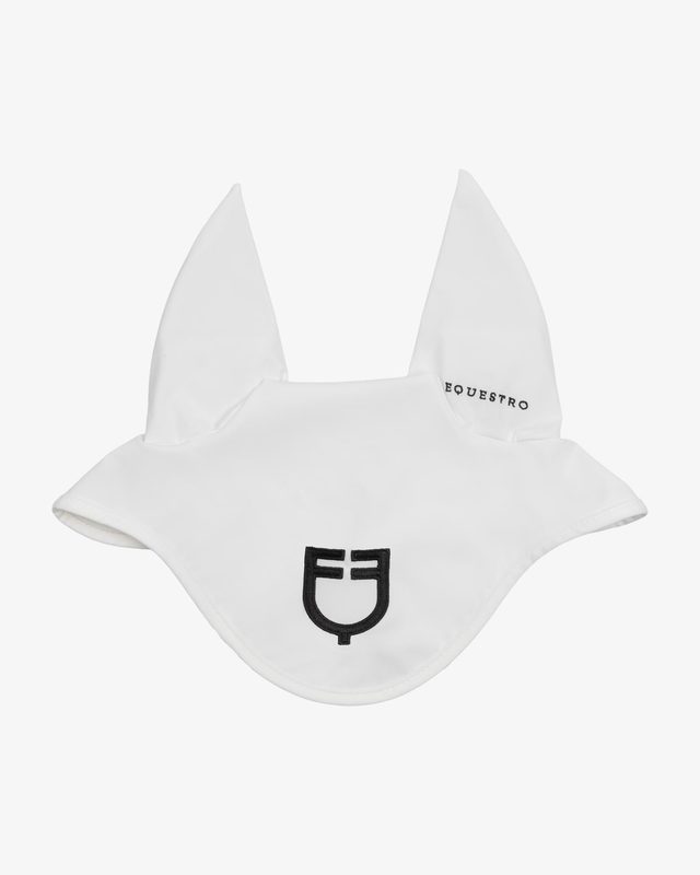 Technical fly veil with shaped ears