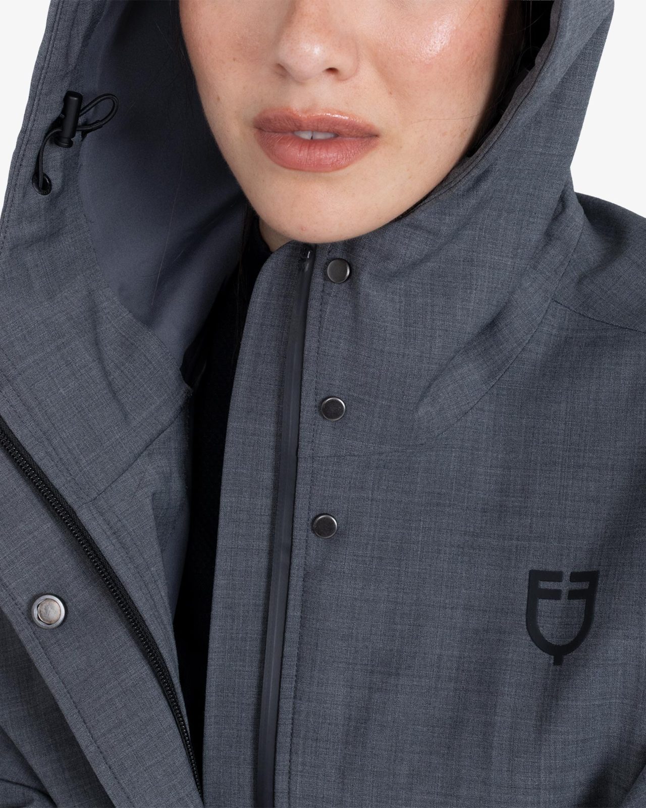 Women's rain-resistant cape in wool blend