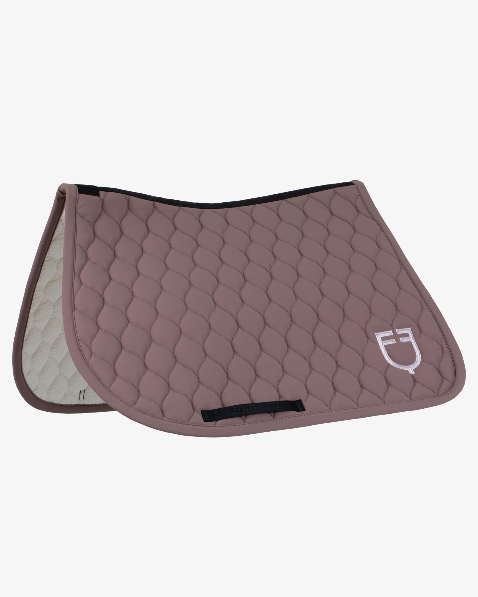 Jumping saddle pad with onion quilting
