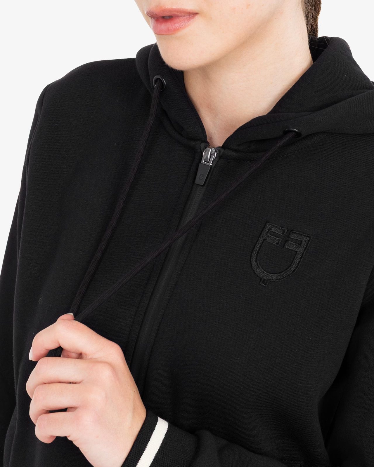 Women's hoodie with front zipper