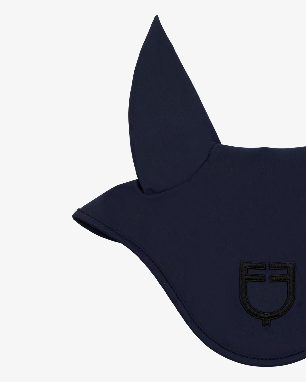 Technical fly veil with shaped ears