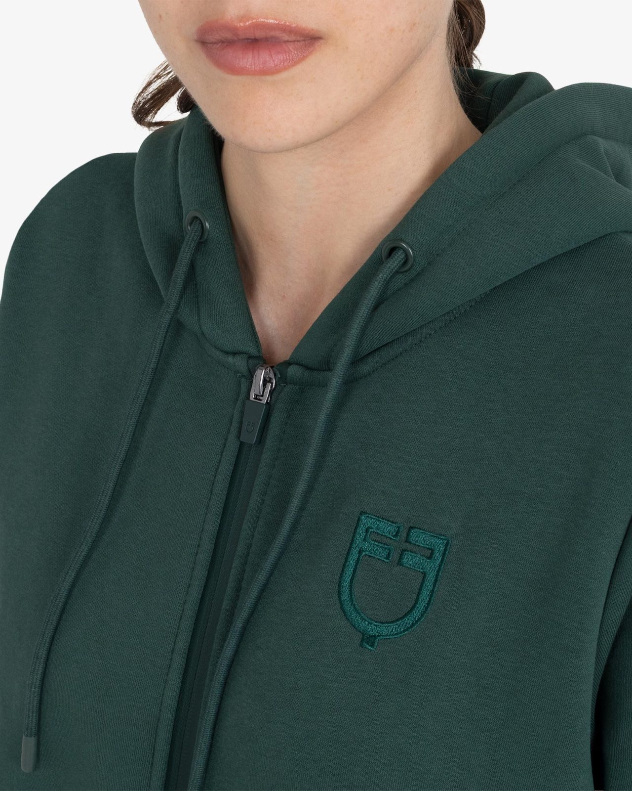 Women's hoodie with front zipper