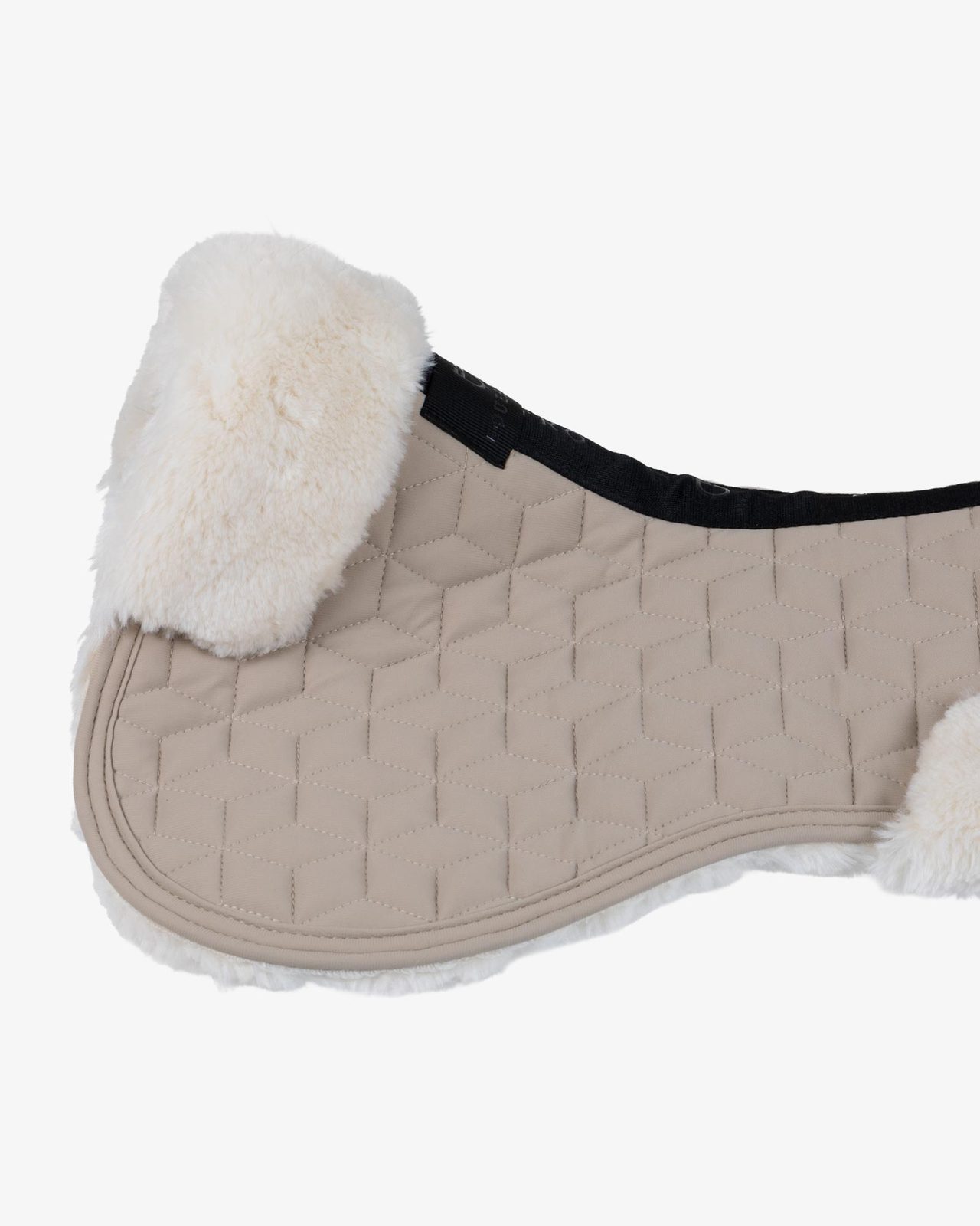 Pad in technical fabric and sheepskin with cube quilting