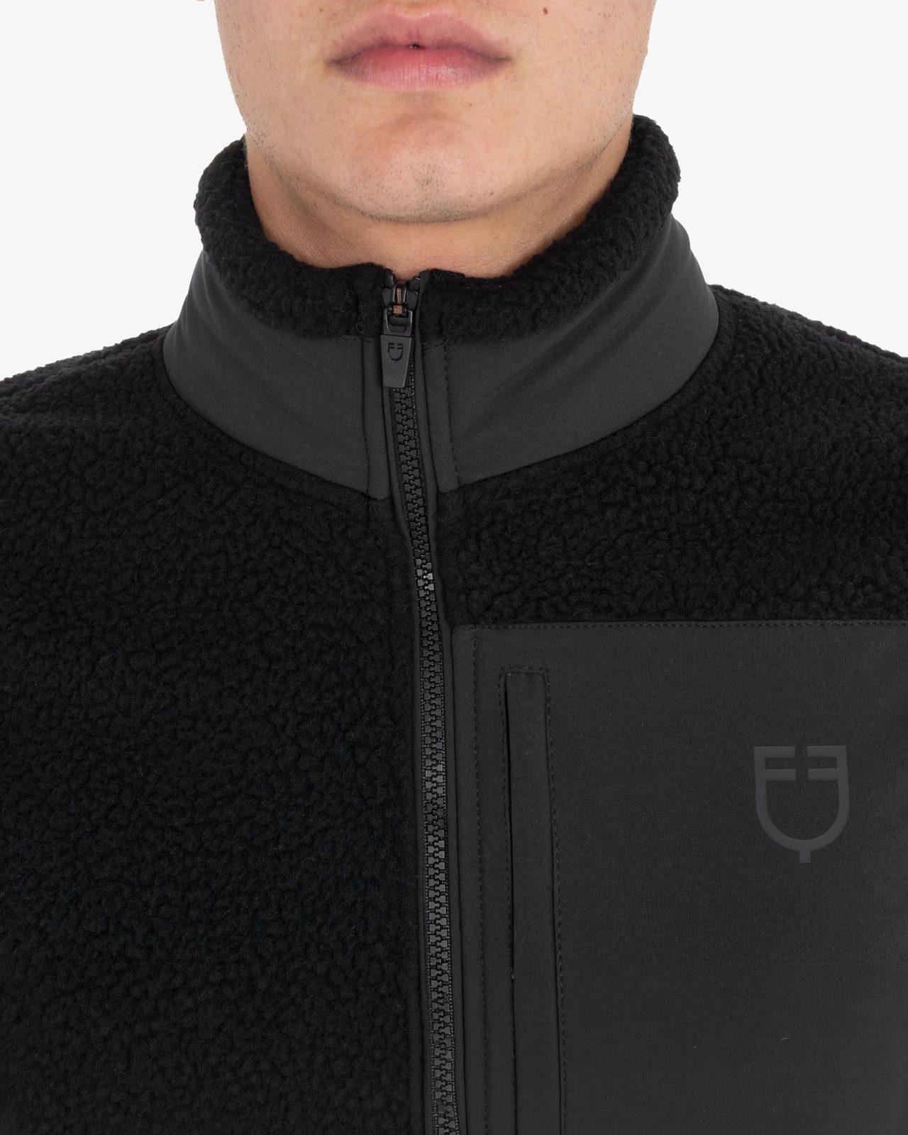 Men’s teddy fleece vest with front pocket