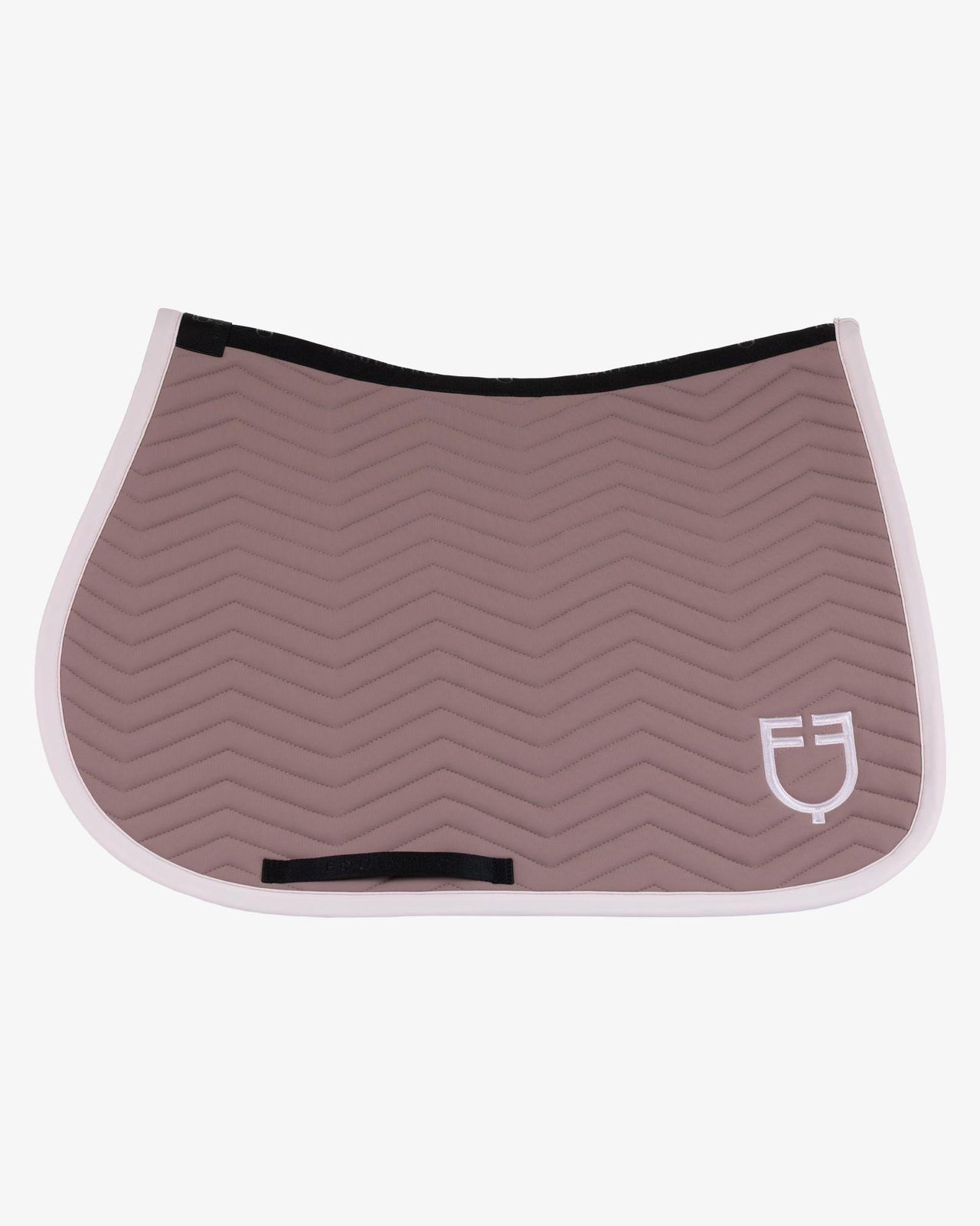 Jumping saddle pad with wave quilting