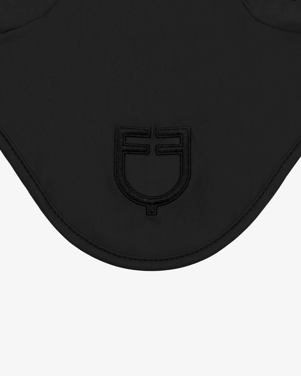 Technical fly veil with shaped ears