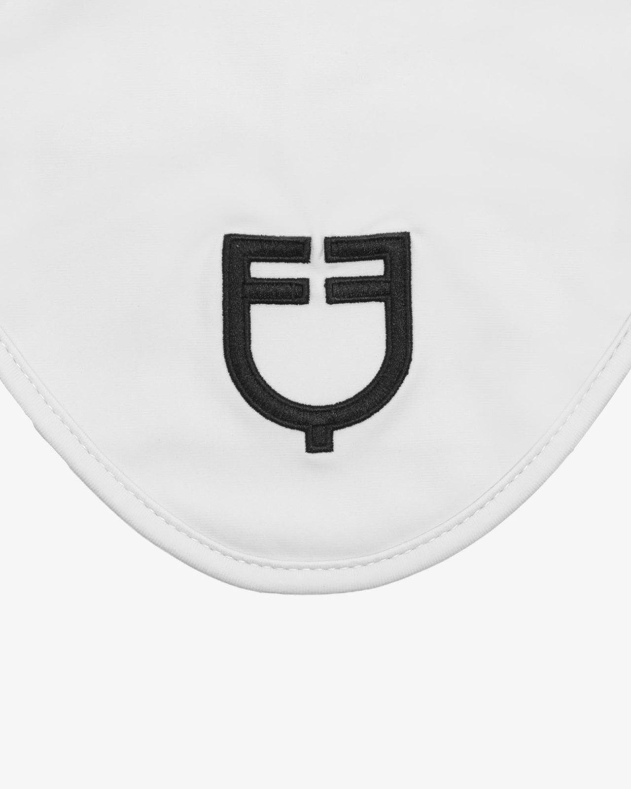 Technical fly veil with contrasting logo
