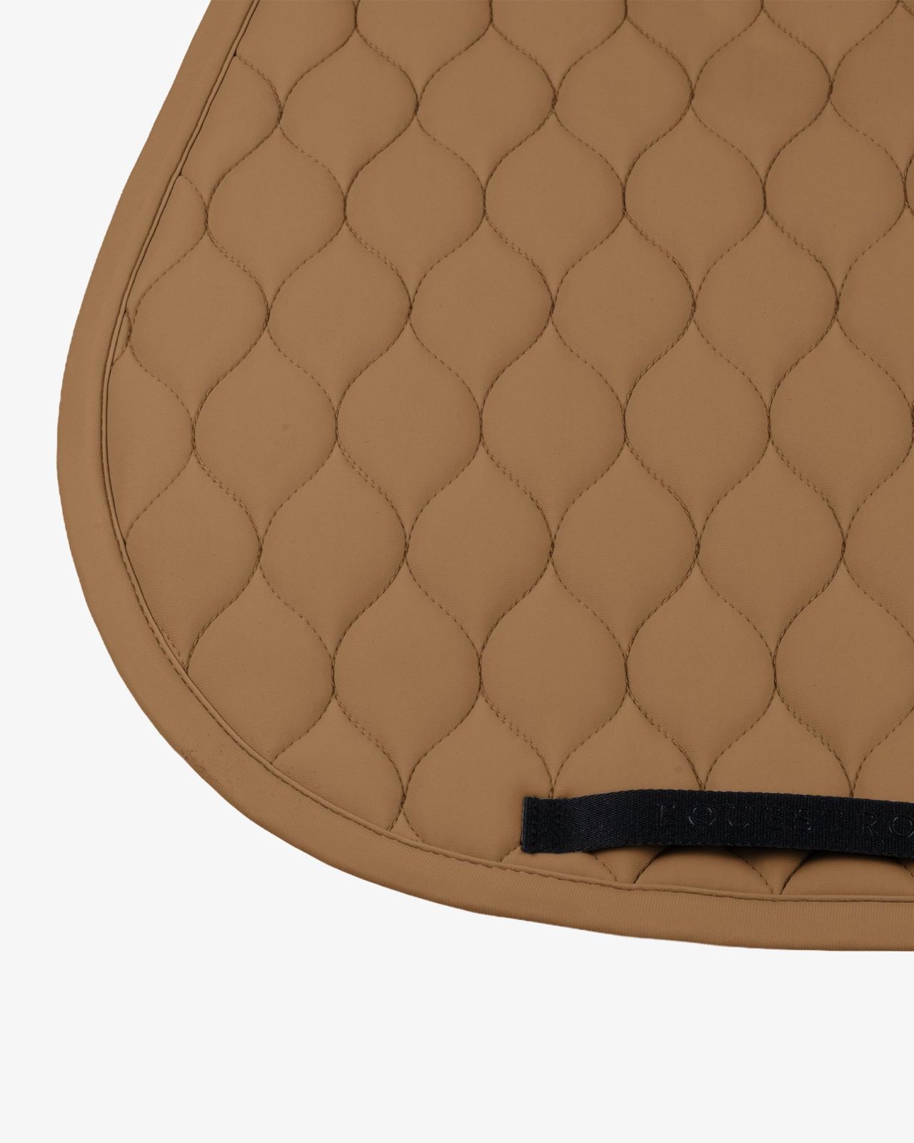 Jumping saddle pad with onion quilting
