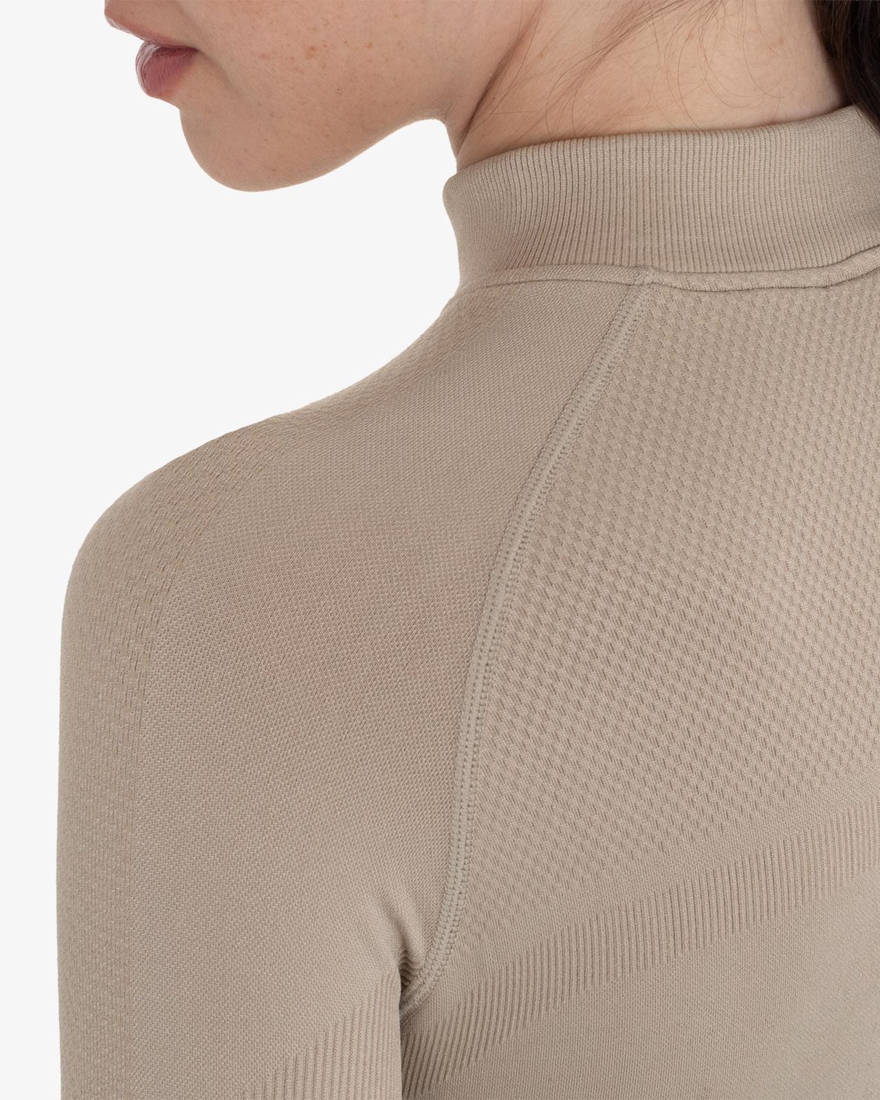 Women's training polo shirt in technical knit with zipper