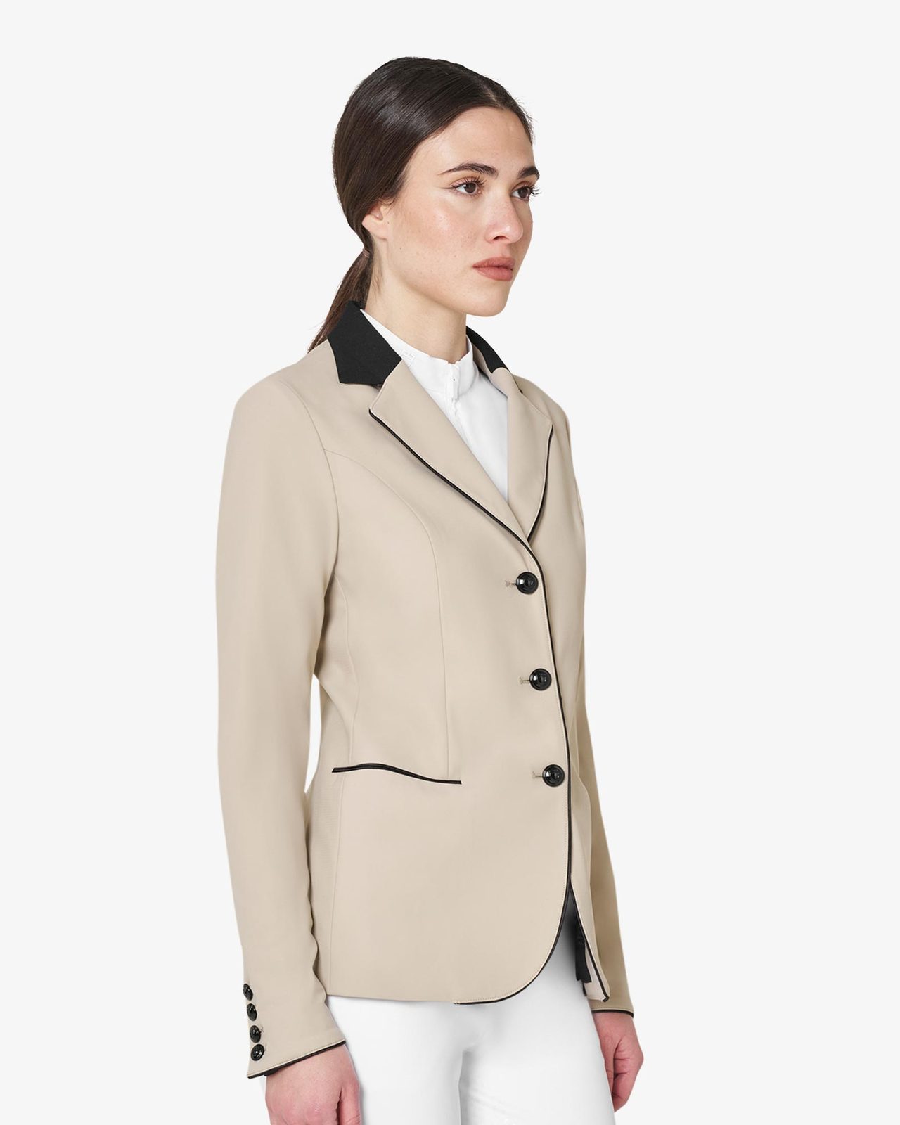 Women's three-button competition jacket