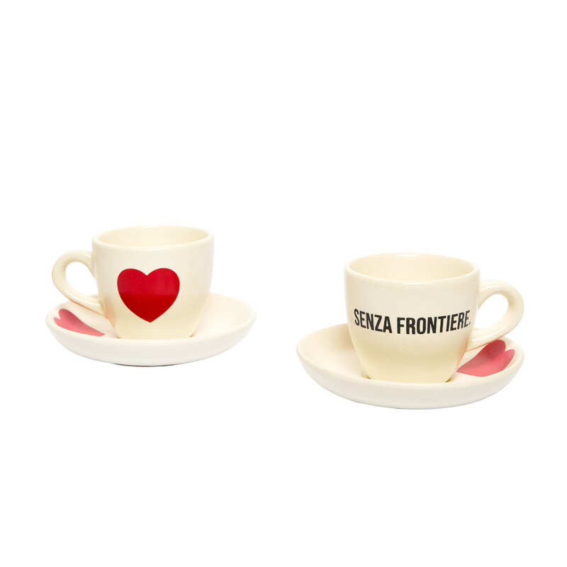 Due tazzine da caffè con piattino Io Amo senza frontiere