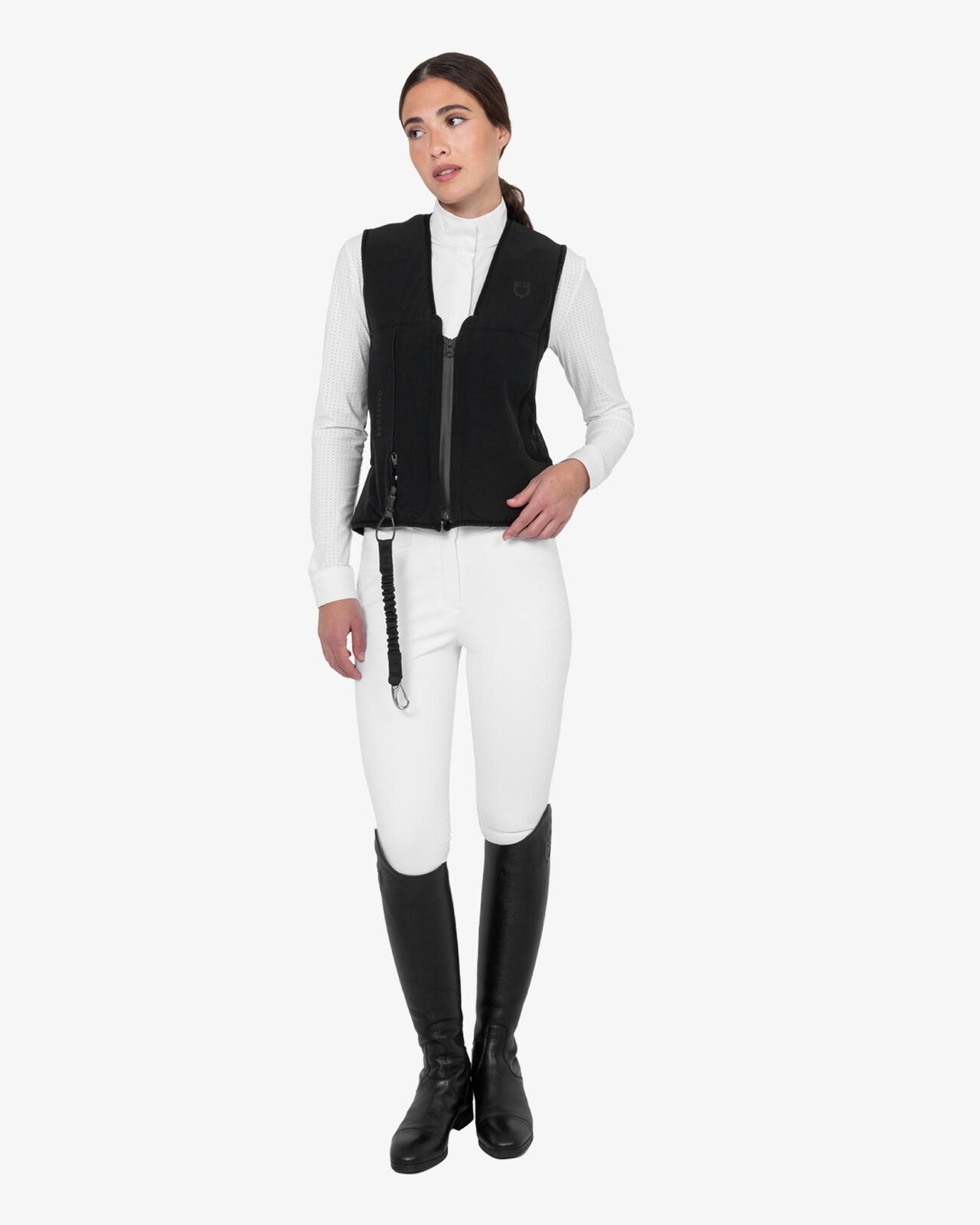 Airbag vest with level 2 back protector